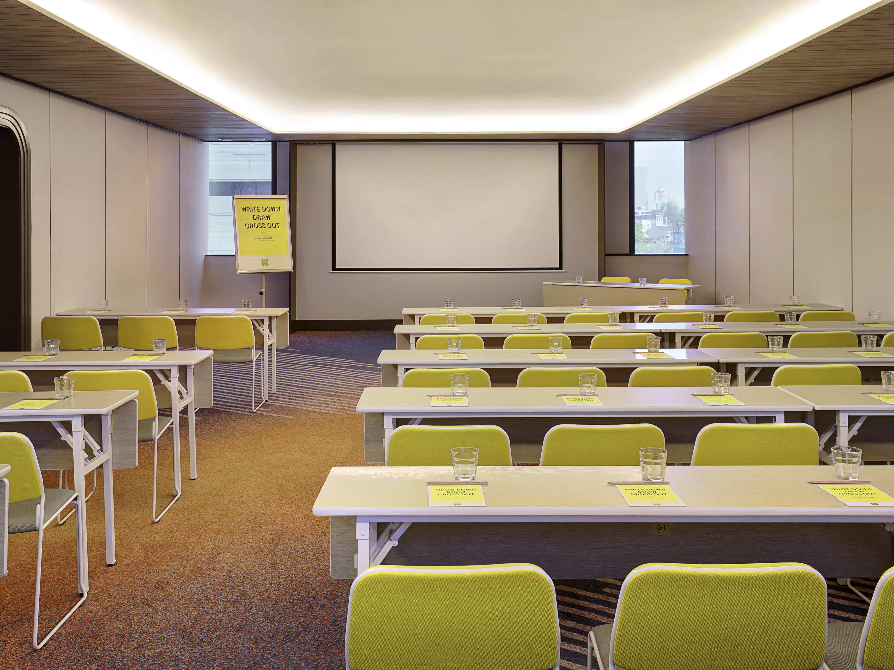 Ibis Styles Tanah Abang 4*